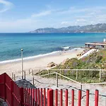 La Terrazza Sul Mare - Portopaglia Апартаменты *
